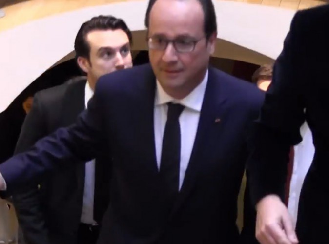 Francois-Hollande-et-sa-chienne-